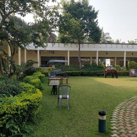 Dharamshi Resorts Hassan Ngoại thất bức ảnh